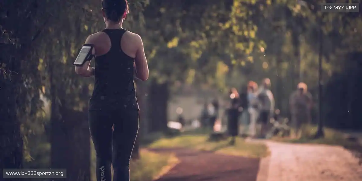 视讯游戏高清录制：精彩对局自动保存，回顾分析提升技术